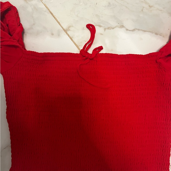 Aritzia tempest blouse t shirt - Picture 2 of 3